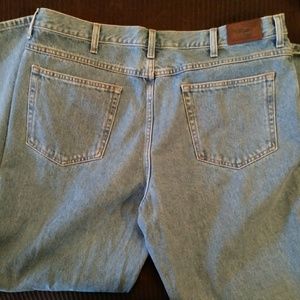 LL Bean mens classic fit light blue jean 40x32